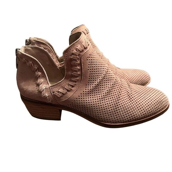 Vince Camuto Perforated Suede Ankle Booties Palmina Beige Size 6 - Picture 3 of 7